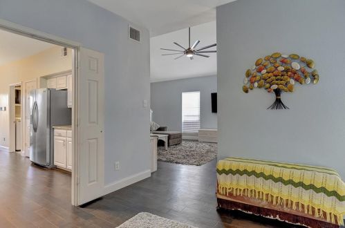 1336 Riley Dr, Carrollton TX 75007-1140 exterior