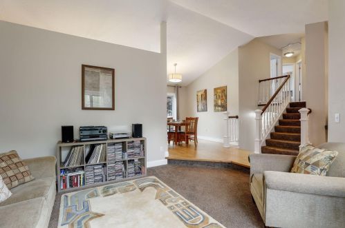 9063 Glacier Rd, Saint Paul MN  55125-3467 exterior