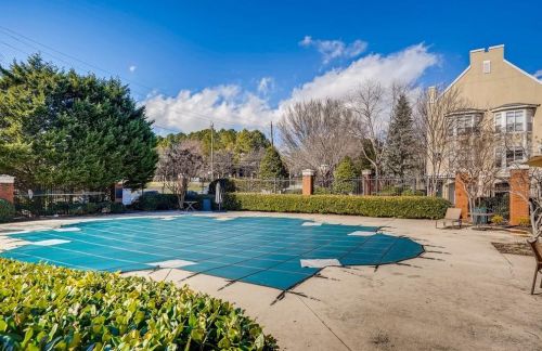 375 Highland Ave, Atlanta GA  30312-1911 exterior