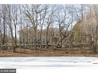 20030 Excelsior Blvd, Orono, MN 55331-8727