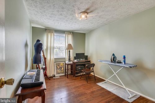 14505 Farmcrest Pl, Silver Spring MD 20905-6009 exterior