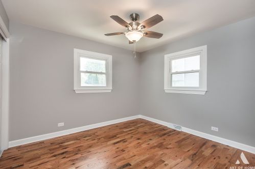 5801 Holmes Ave, Willowbrook IL  60514-1723 exterior