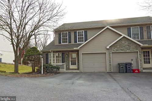 49 Ridge Ave, Ephrata, PA 17522-2548