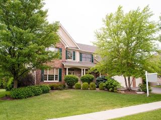 965 Sunflower Dr, Geneva, IL 60134-3525