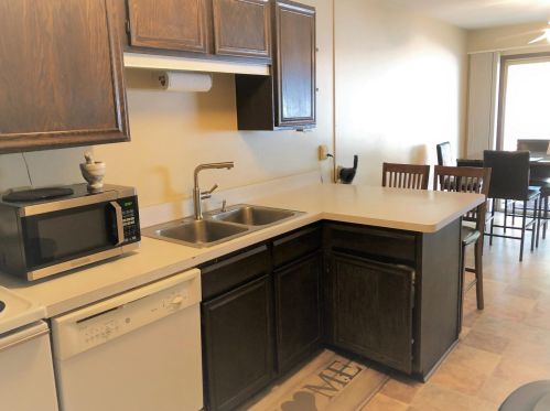 1647 Hickory Hill Dr, Saint Paul MN  55122-2527 exterior