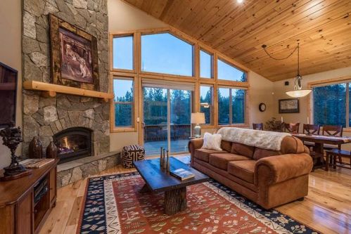 14827 Alder Creek Rd, Truckee, CA 96161-6852