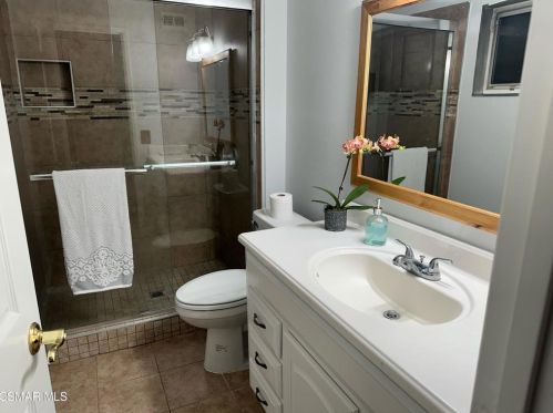 2105 Hurles Ave, Simi Valley CA 93063-2731 exterior