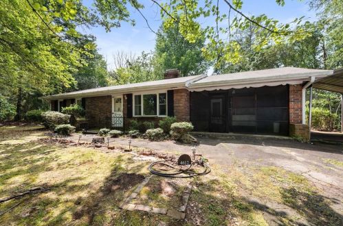 4612 Harold Whelchel Rd, Gainesville, GA 30506-3041