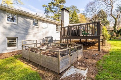 436 Concord Rd, Smyrna GA  30082-3225 exterior