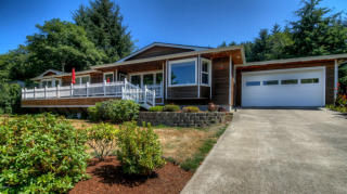 2692 Hemlock Dr, Yachats, OR 97498-9469