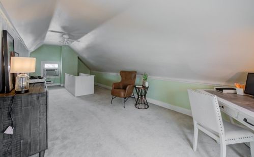 3780 Drake Ave, Cincinnati OH  45209-2150 exterior