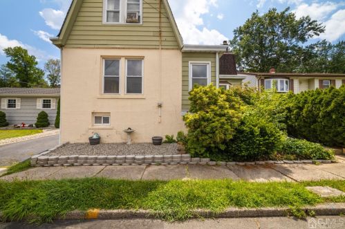 55 William St, Perth Amboy, NJ 08863-2115