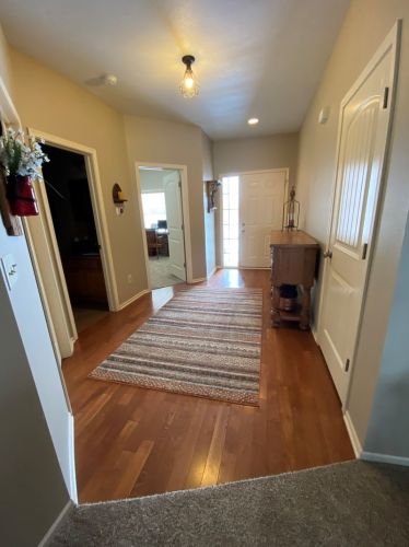 11808 River Hills Pkwy, Harrison, IL