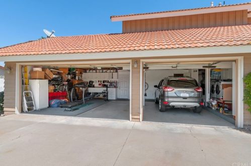 2339 Engel Dr, Riverside, CA 92506-5004