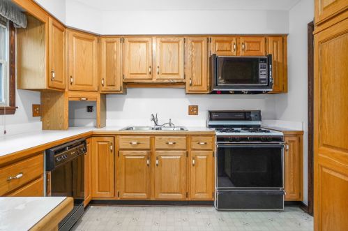 152 Larchmont Way, Lemont IL  60440-2669 exterior