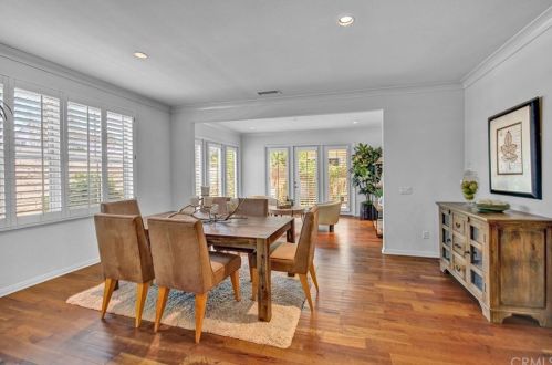 328 Bronze, Irvine CA  92618-1510 exterior