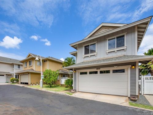 87-2079 Pakeke St, Nanakuli, HI 96792-3447