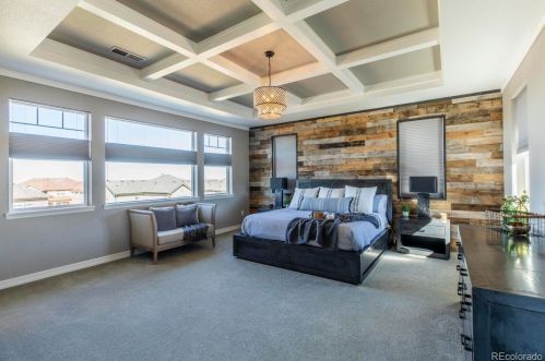 26525 Peakview Dr, Aurora CO 80016-6110 exterior