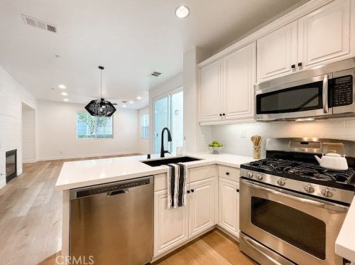 44982 Hawthorn St, Temecula, CA 92592-4173