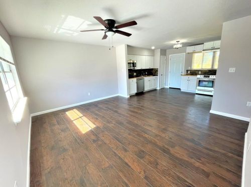 1221 Fairmont St, Irving TX  75062-6653 exterior