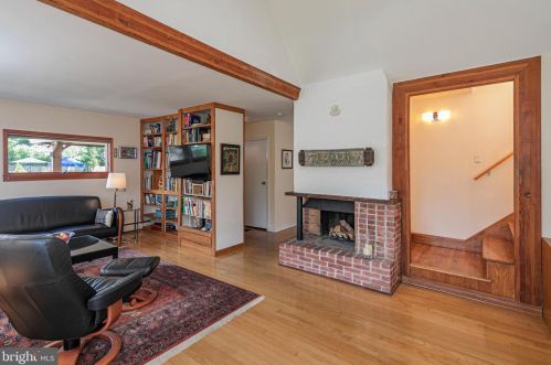 151 Snowden Ln, Princeton NJ 08540-3917 exterior