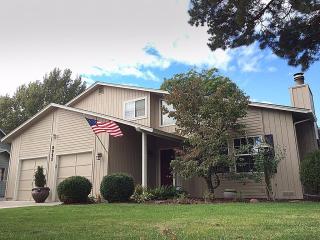 5911 14th Ct, Kennewick, WA 99338-1402