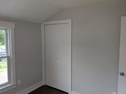 36 Catlin Pl, Huntington CT  06484-4404 exterior