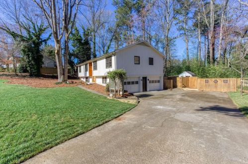 2405 Renny Ct, Marietta, GA 30066-5725