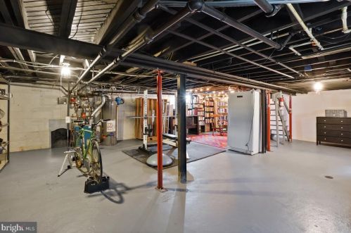 125 Sherman Ave, Silver Spring MD 20912-5744 exterior