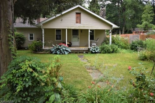 75 Cascade Way, Kinnelon, NJ 07405-1920
