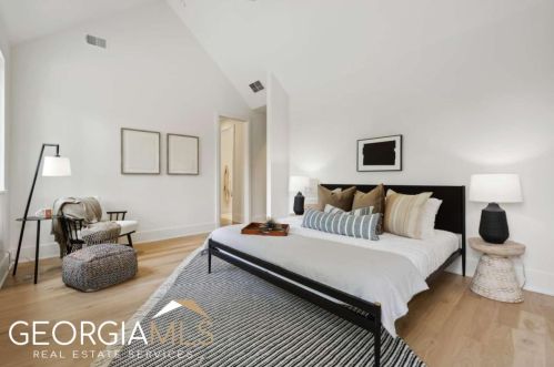454 Beverly Rd, Atlanta GA  30309-2731 exterior