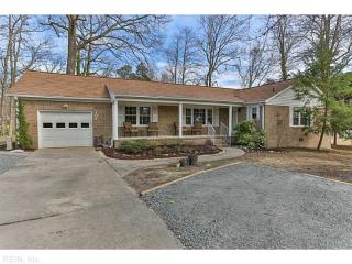104 Rural Retreat Rd, Yorktown, VA 23692-3243