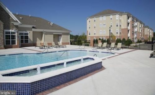 1134 Halifax Pl, Trenton NJ  08619-2082 exterior