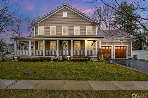 44 Main St, Metuchen, NJ 08840-2739