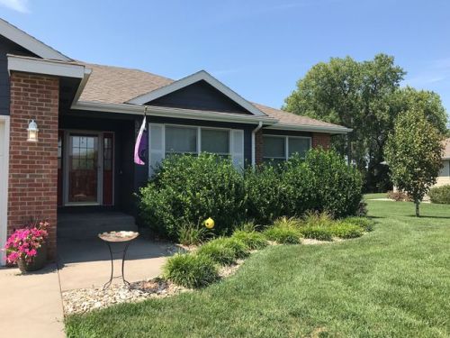 3962 Bald Eagle Dr, Manhattan, KS 66502-1457