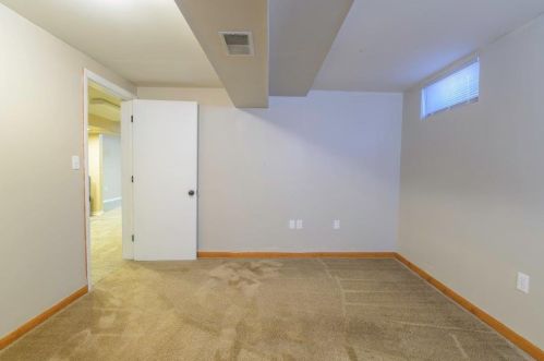 4546 Laredo St, Springfield OH  45503-6024 exterior