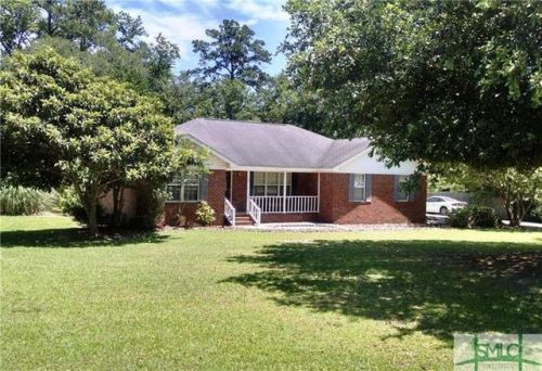 110 Pointe Dr, Rincon, GA 31326-4857