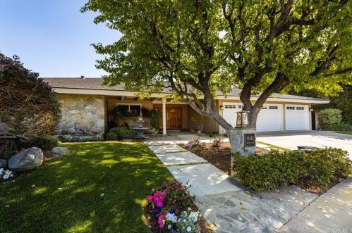 19142 Ervin Ln, Santa Ana, CA 92705-2808