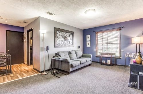 10514 Desdemona Dr, Dallas, TX 75228-2837