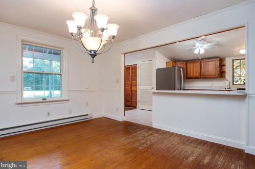 6482 Shady Side Rd, Shady Side MD 20764-9715 exterior