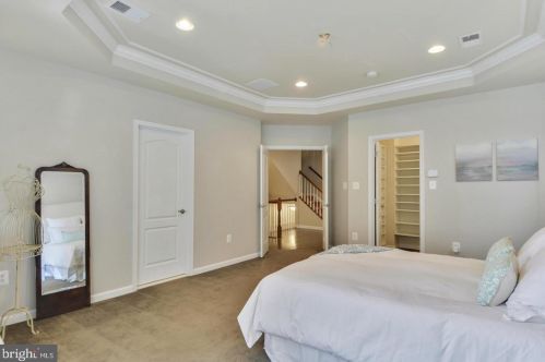 19374 Coppermine Sq, Leesburg, VA 20176-6531