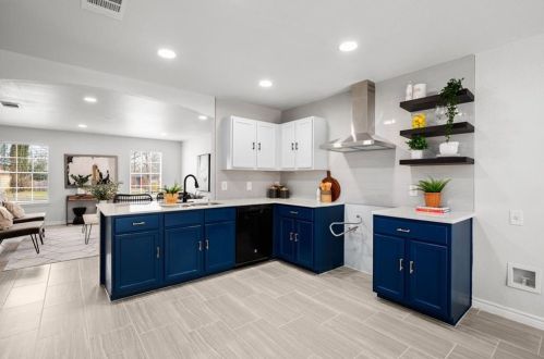 193 Spg Br Loop, Uhland TX 78640-5365 exterior