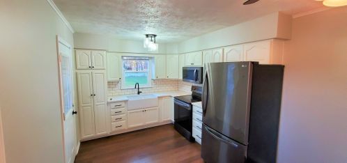 7606 Grenville St, Rockford, IL 61115-2926