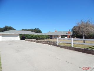 227 7th St, Lompoc, CA 93436-7423