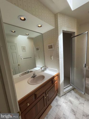 112 Bentley Ln, Lancaster PA  17603-6223 exterior