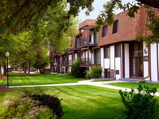 3610 Lancaster Ln, Minneapolis MN  55441-6616 exterior
