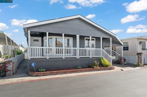 2160 Stillwell Dr, Hayward, CA 94545-4837