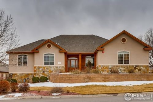 210 Meadowsweet Cir, Loveland, CO 80537-2407