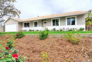 11068 Chivers Ave, Los Angeles, CA 91331-1561