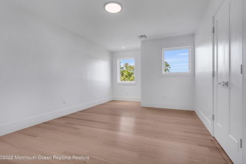 171 Wall St, Tinton Falls NJ  07724-2416 exterior